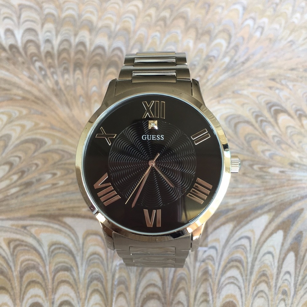 GUESS- Men’s Watch- NWT- Diamond accent